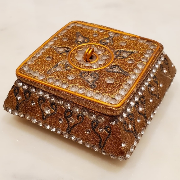 Set of 3 Gold/Red/Silver Sparkly Vintage Trinket Boxes - Picture 6 of 9